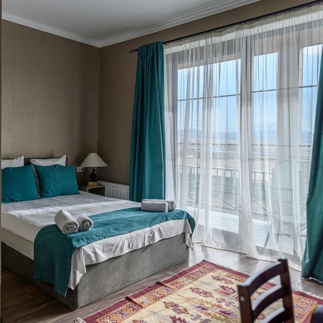 Tsaghkunk Chef House Hotel & Restaurant Sevan Ngoại thất bức ảnh